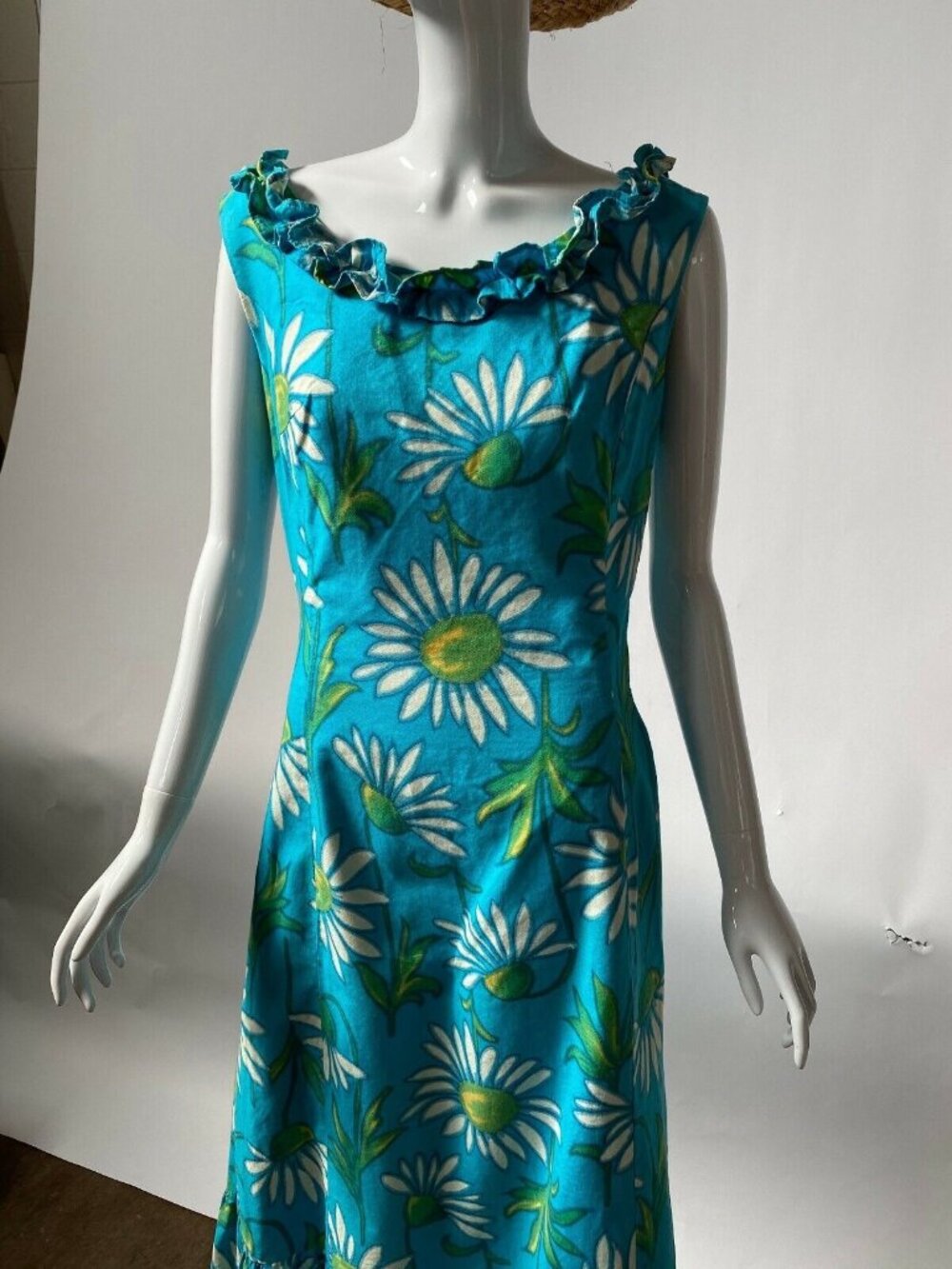 Vintage 1970s Turquoise Maxi Dress With Daisy Print & Ruffle Neckline